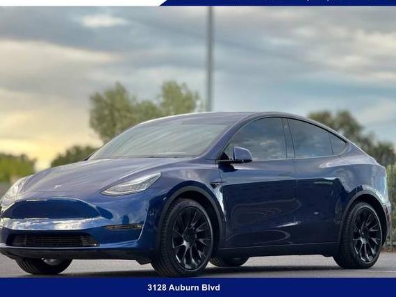 TESLA MODEL Y 2021 5YJYGDEE3MF152954 image